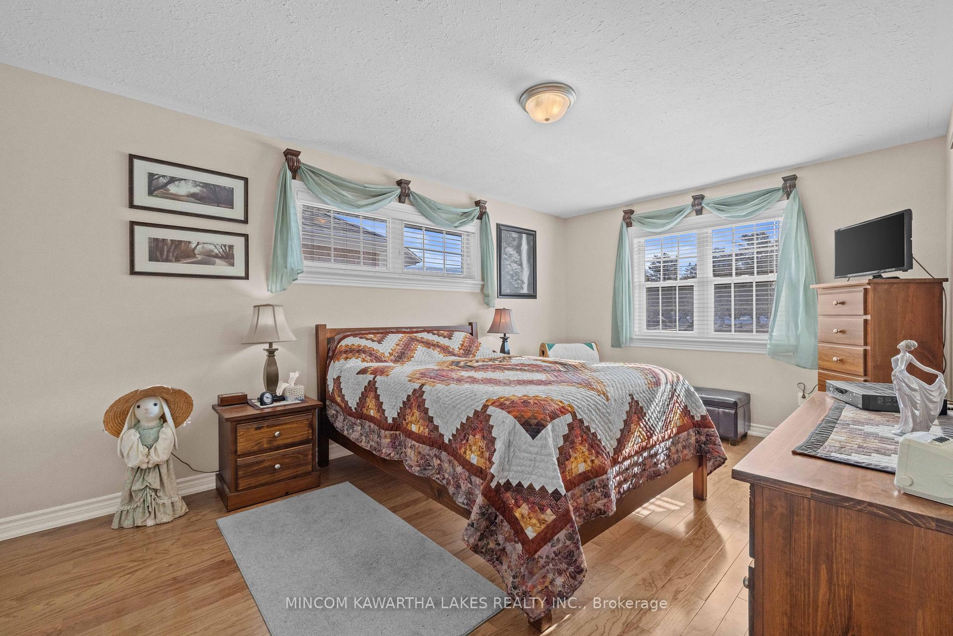 Photo 16 of 46 Laurent Boulevard, Kawartha Lakes, Lindsay — HOMEH