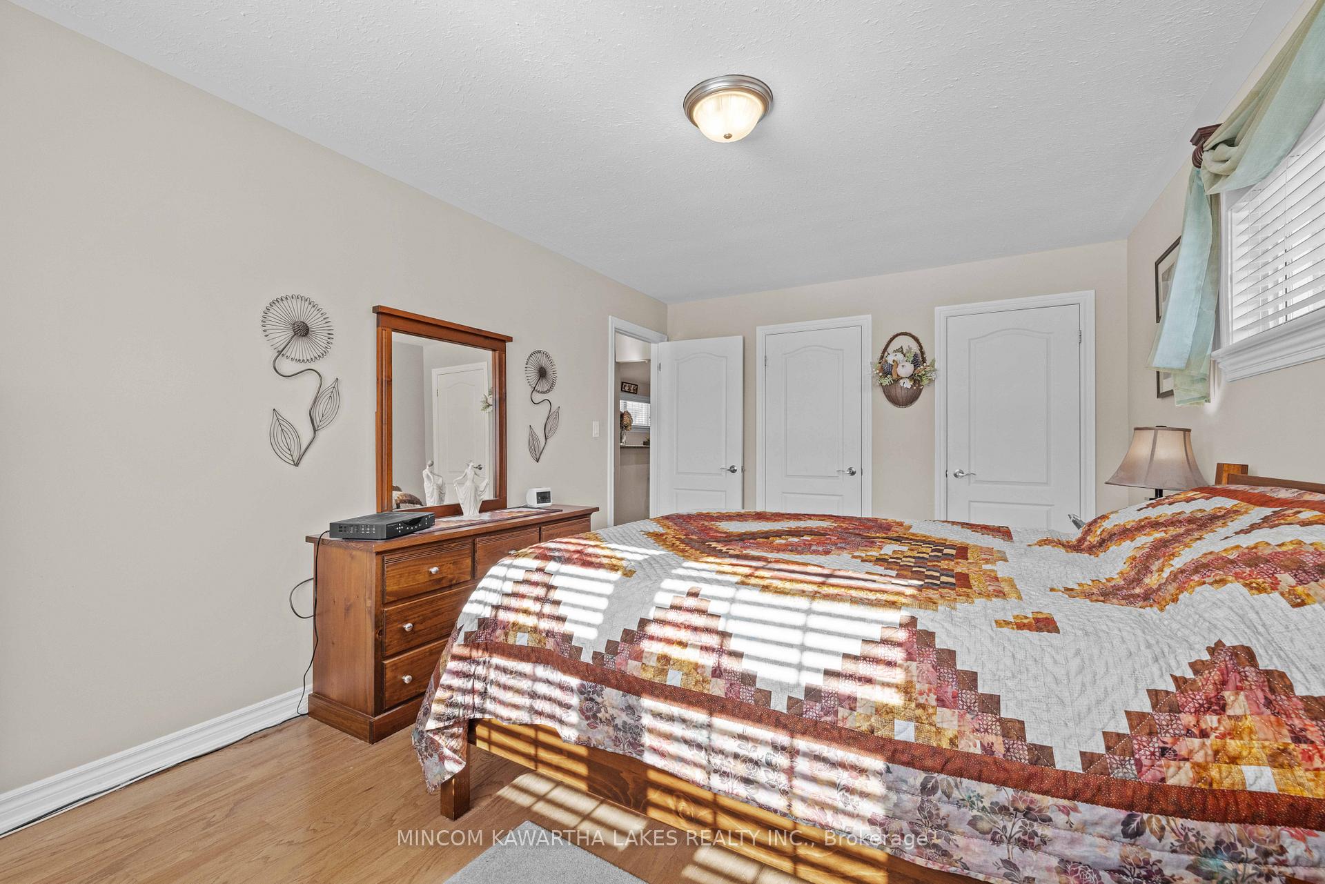 Photo 17 of 46 Laurent Boulevard, Kawartha Lakes, Lindsay — HOMEH