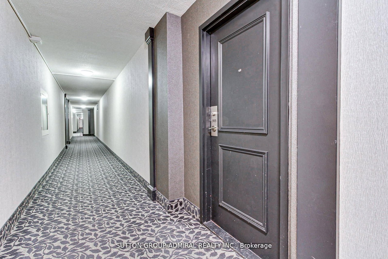 Photo 5 of Unit 303, 1 Royal Orchard Blvd, Markham, Royal Orchard — HOMEH
