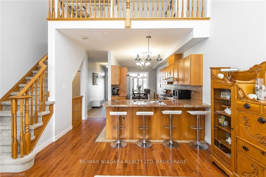 Photo 19 of 22 Conrad Place, Grimsby, Grimsby Beach — HOMEH