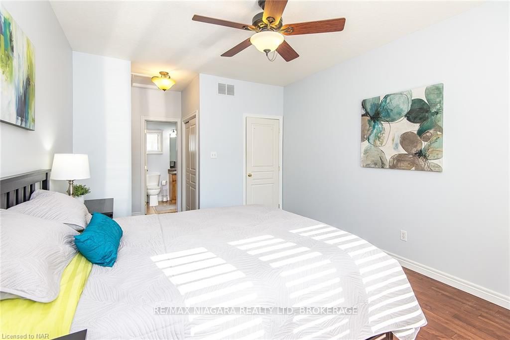 Photo 23 of 22 Conrad Place, Grimsby, Grimsby Beach — HOMEH
