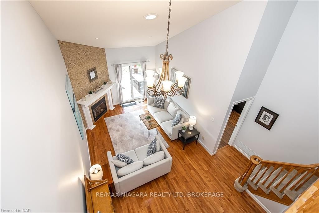 Photo 25 of 22 Conrad Place, Grimsby, Grimsby Beach — HOMEH