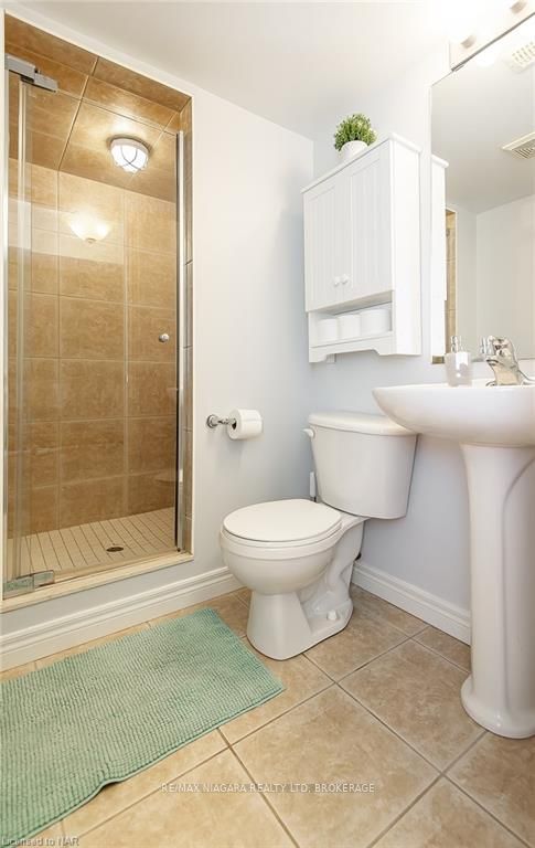 Photo 38 of 22 Conrad Place, Grimsby, Grimsby Beach — HOMEH
