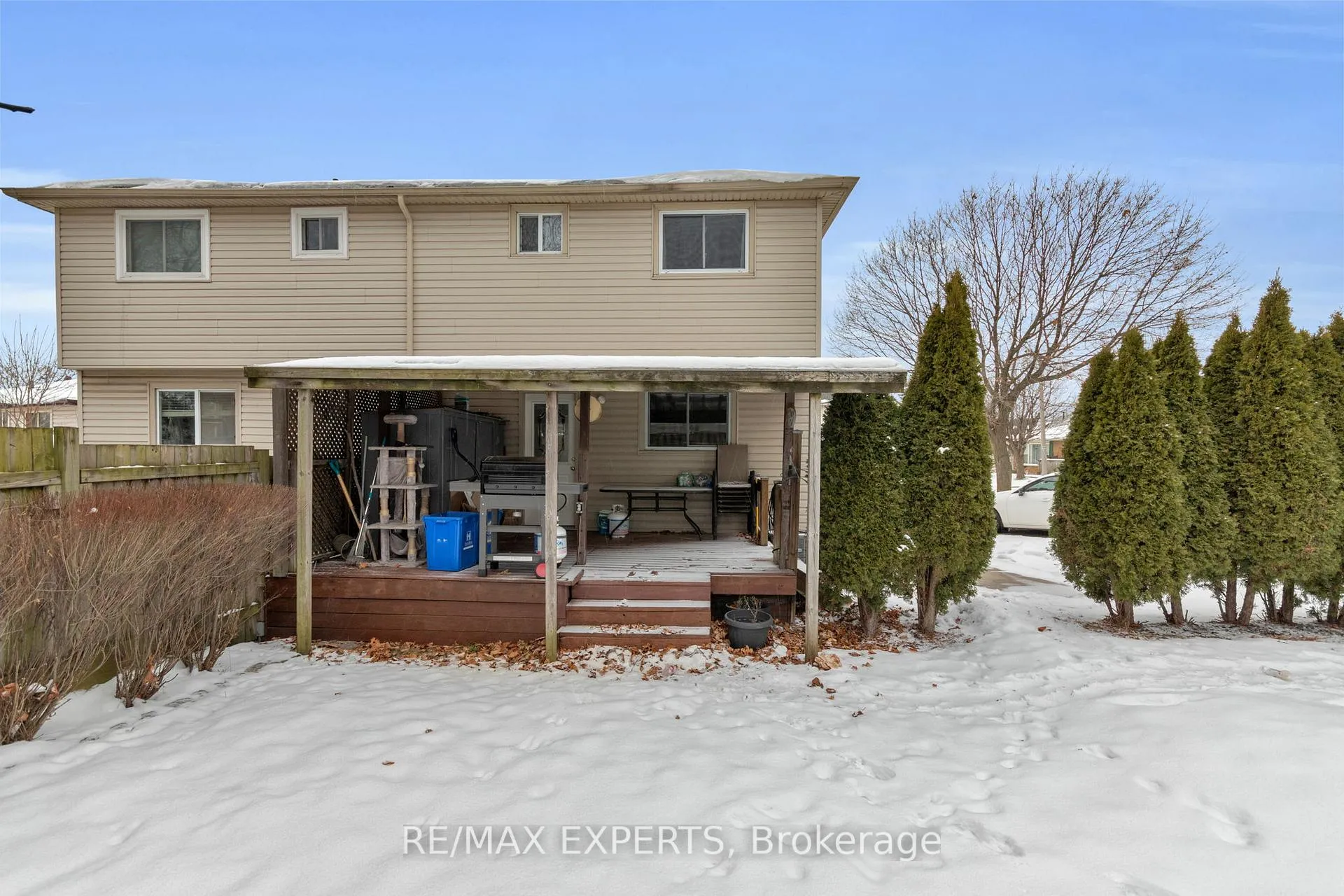 Photo 10 of 238 Lawnhurst Court, Hamilton, Lawfield — HOMEH