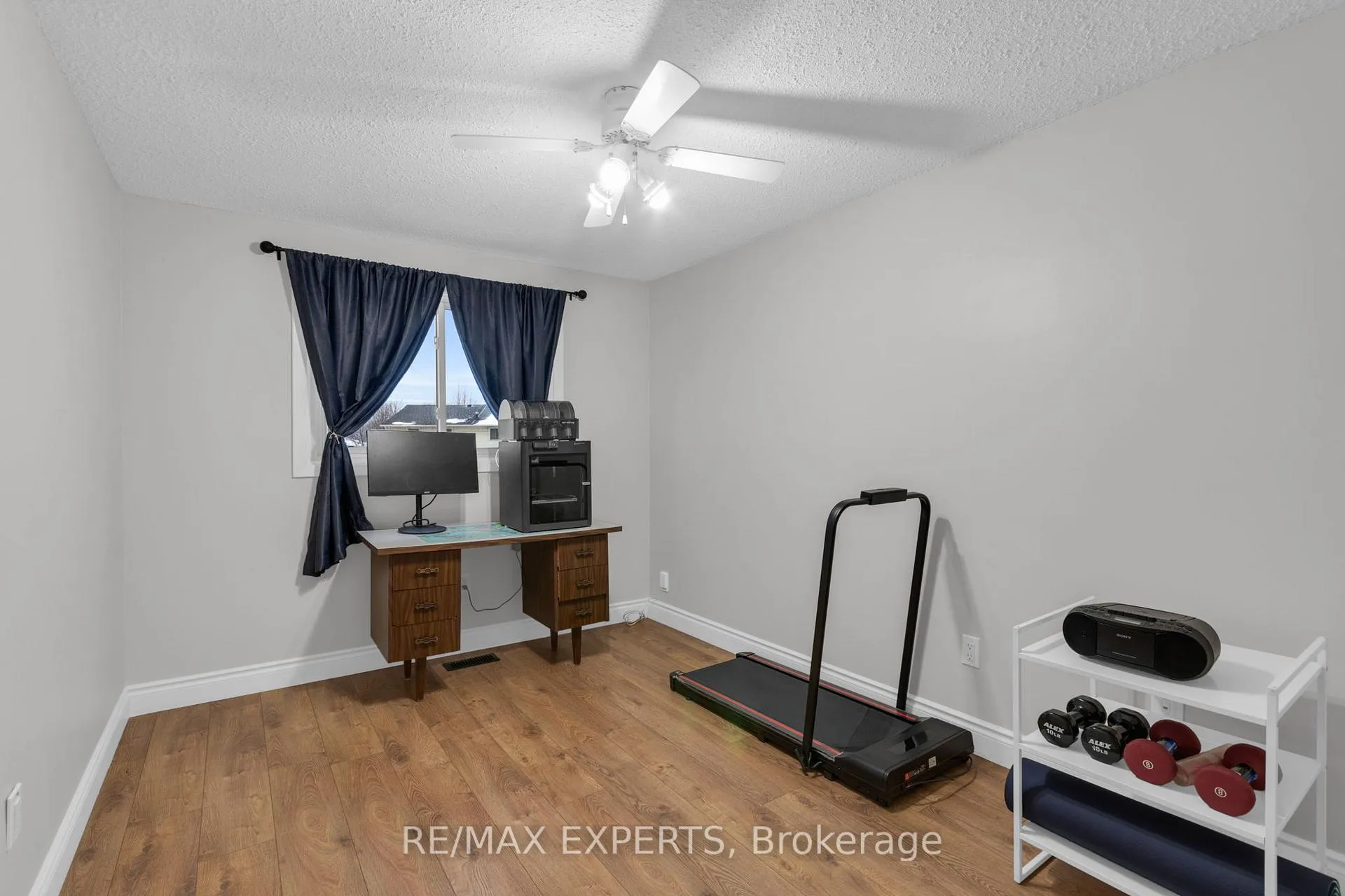 Photo 25 of 238 Lawnhurst Court, Hamilton, Lawfield — HOMEH
