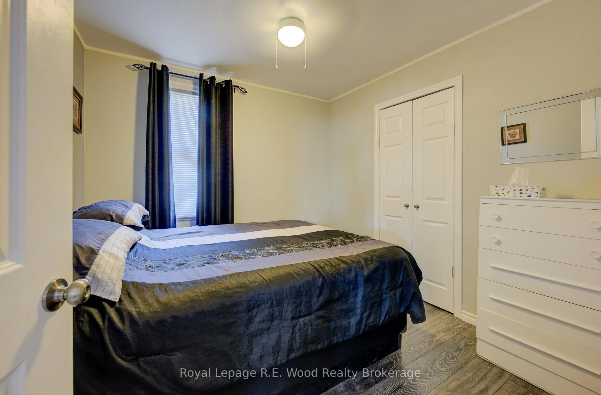 Photo 16 of 4 West Street N, Norwich, Springford — HOMEH