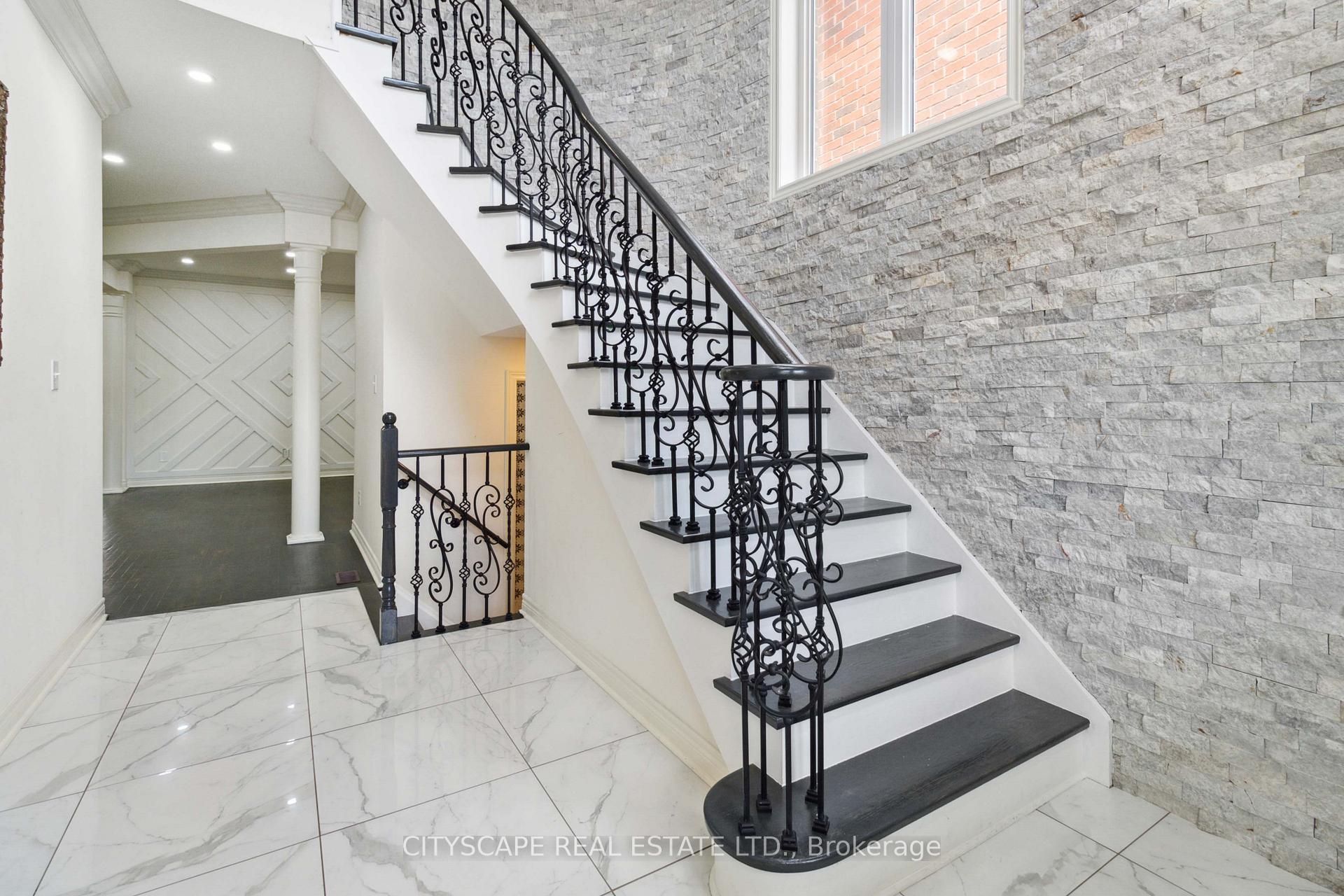 Photo 4 of 485 Bessborough Drive, Milton, Harrison — HOMEH
