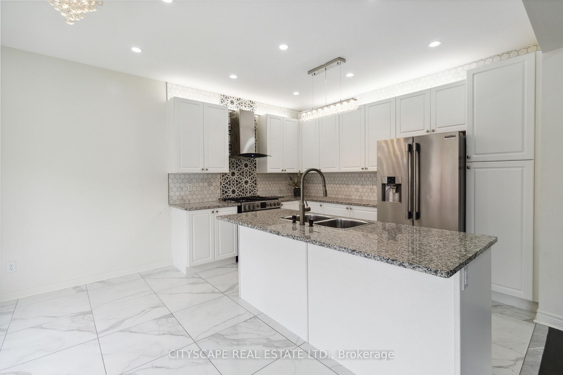 Photo 8 of 485 Bessborough Drive, Milton, Harrison — HOMEH