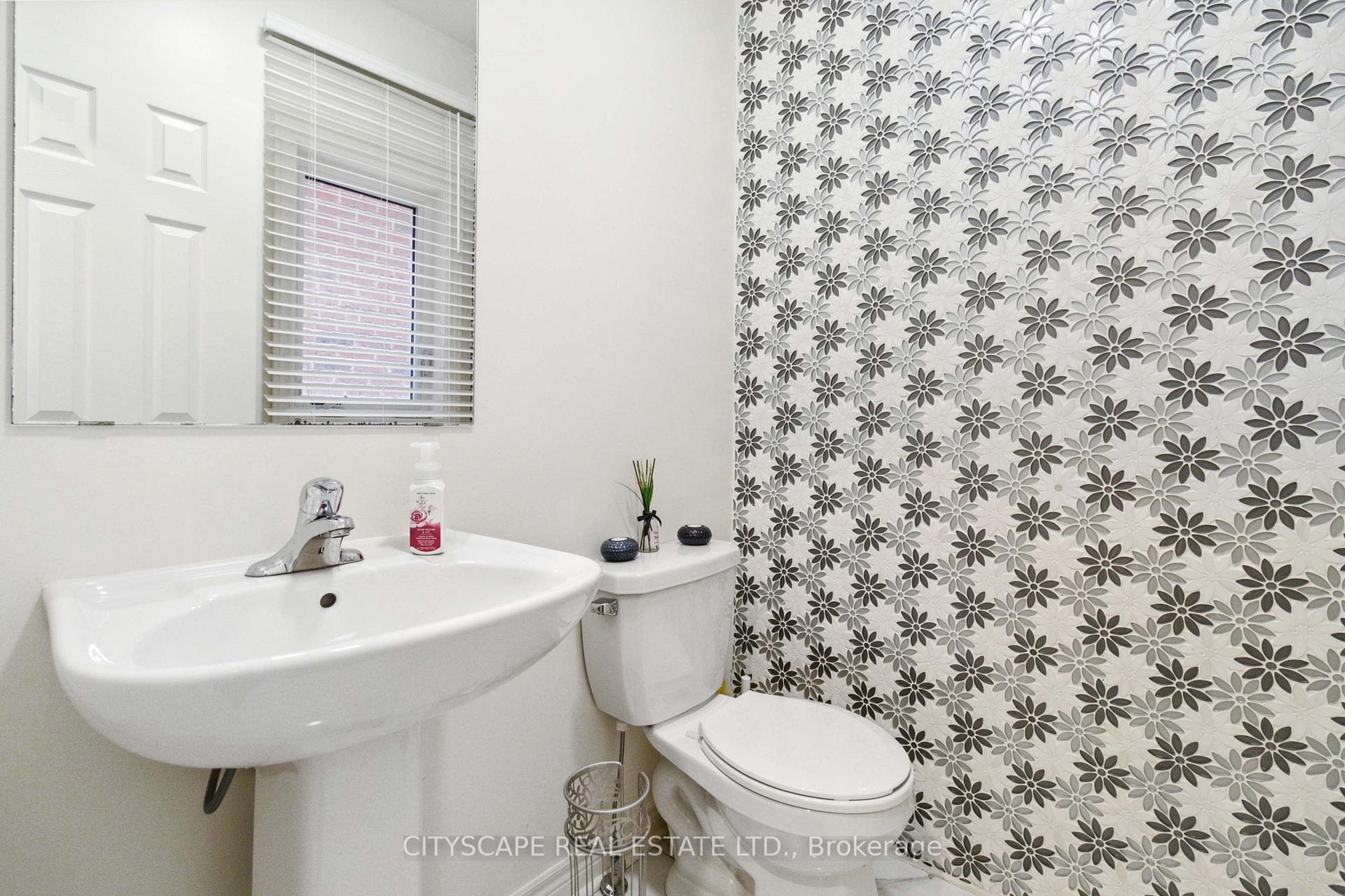 Photo 14 of 485 Bessborough Drive, Milton, Harrison — HOMEH