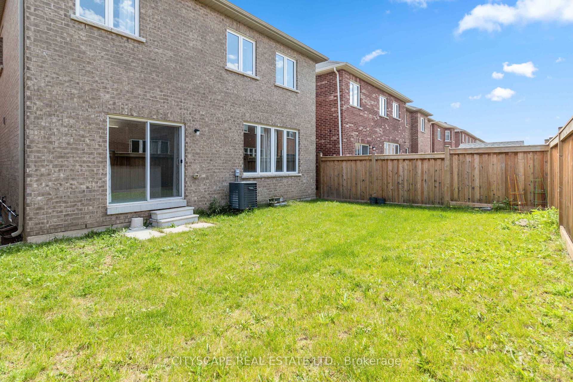 Photo 36 of 485 Bessborough Drive, Milton, Harrison — HOMEH