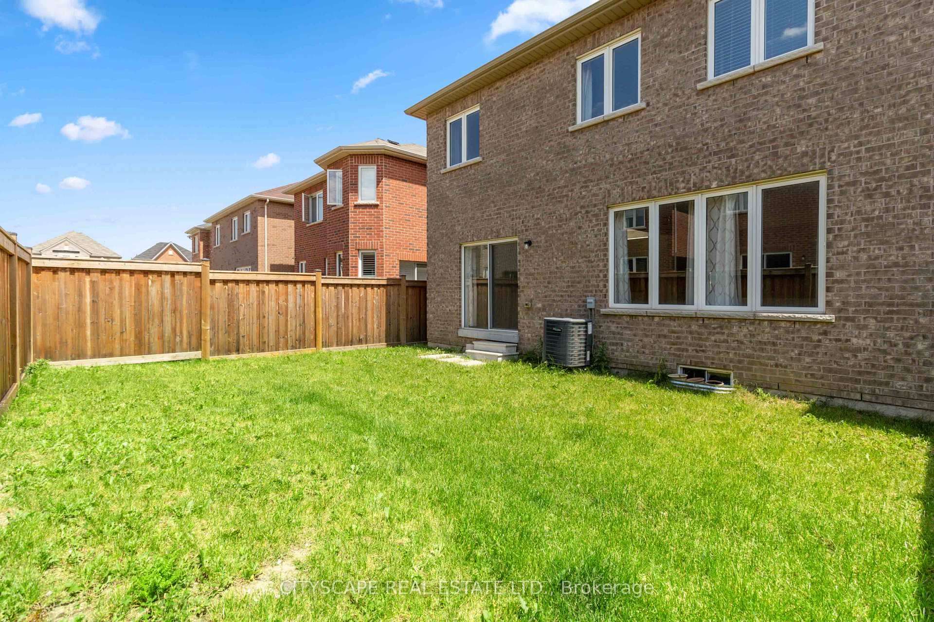 Photo 37 of 485 Bessborough Drive, Milton, Harrison — HOMEH