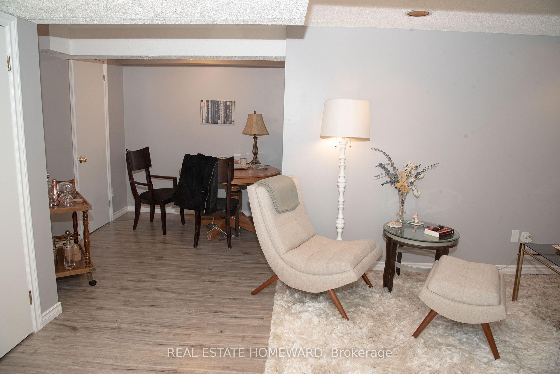 Photo 6 of Unit Basement, 106 Walton Drive, Aurora, Aurora Village — HOMEH