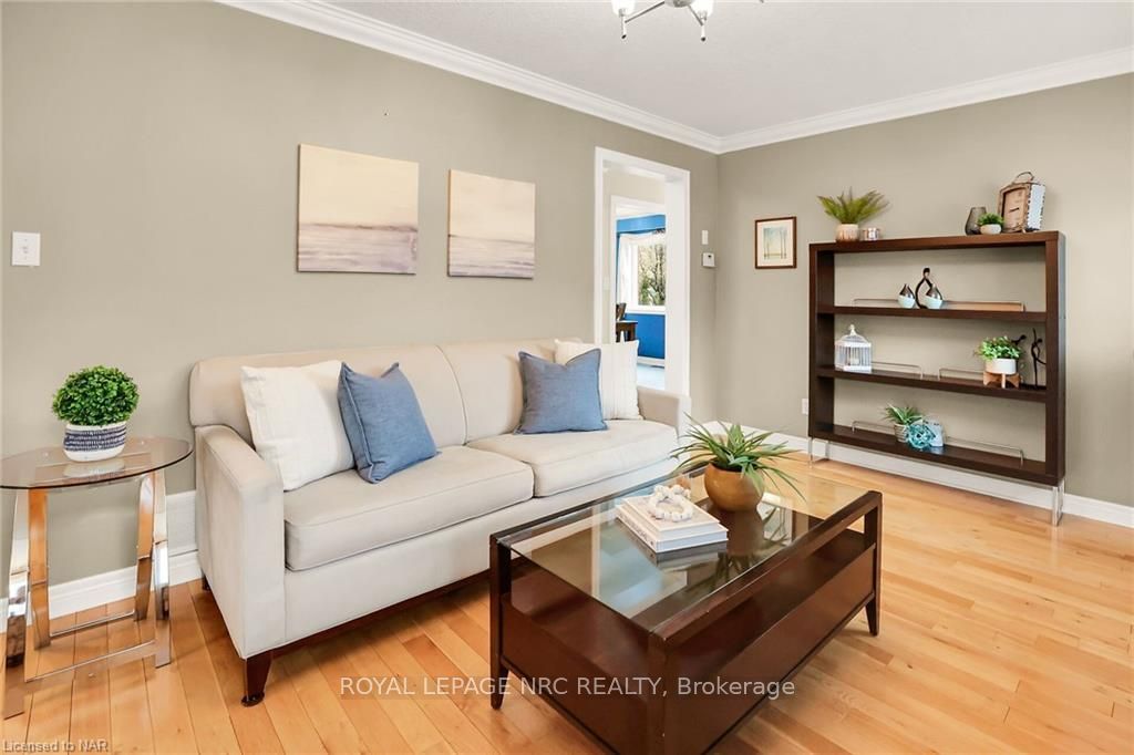 Photo 5 of 109 Udell Way, Grimsby, Grimsby East — HOMEH