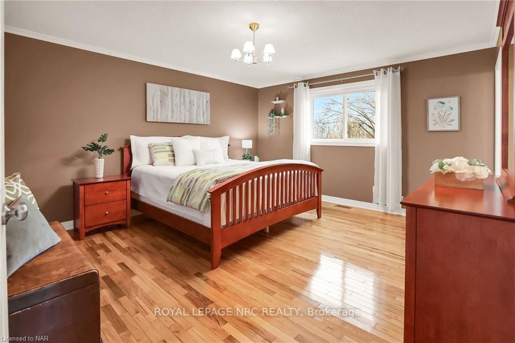 Photo 13 of 109 Udell Way, Grimsby, Grimsby East — HOMEH