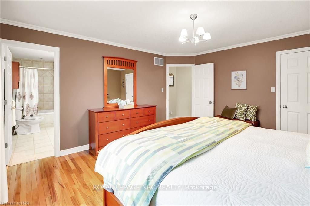 Photo 14 of 109 Udell Way, Grimsby, Grimsby East — HOMEH