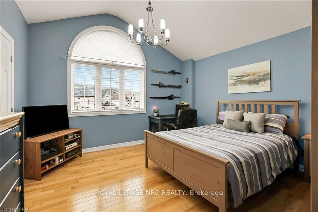 Photo 16 of 109 Udell Way, Grimsby, Grimsby East — HOMEH