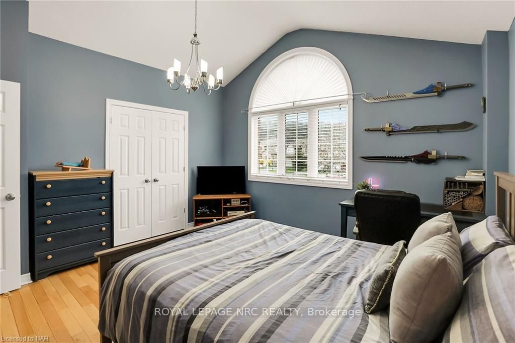 Photo 23 of 109 Udell Way, Grimsby, Grimsby East — HOMEH