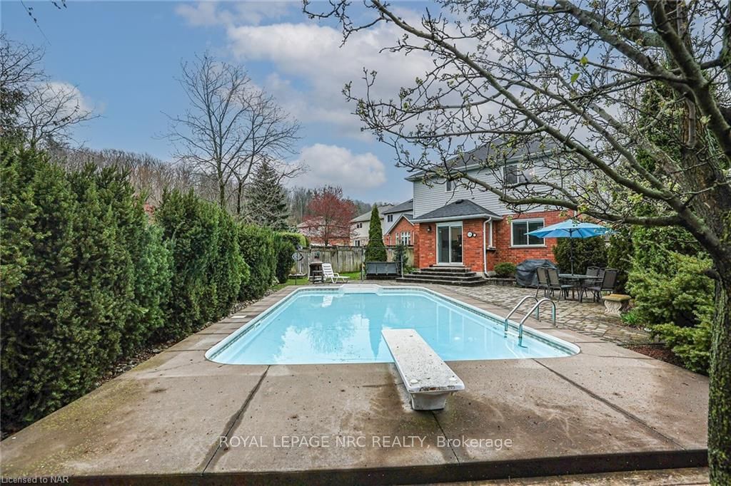 Photo 35 of 109 Udell Way, Grimsby, Grimsby East — HOMEH