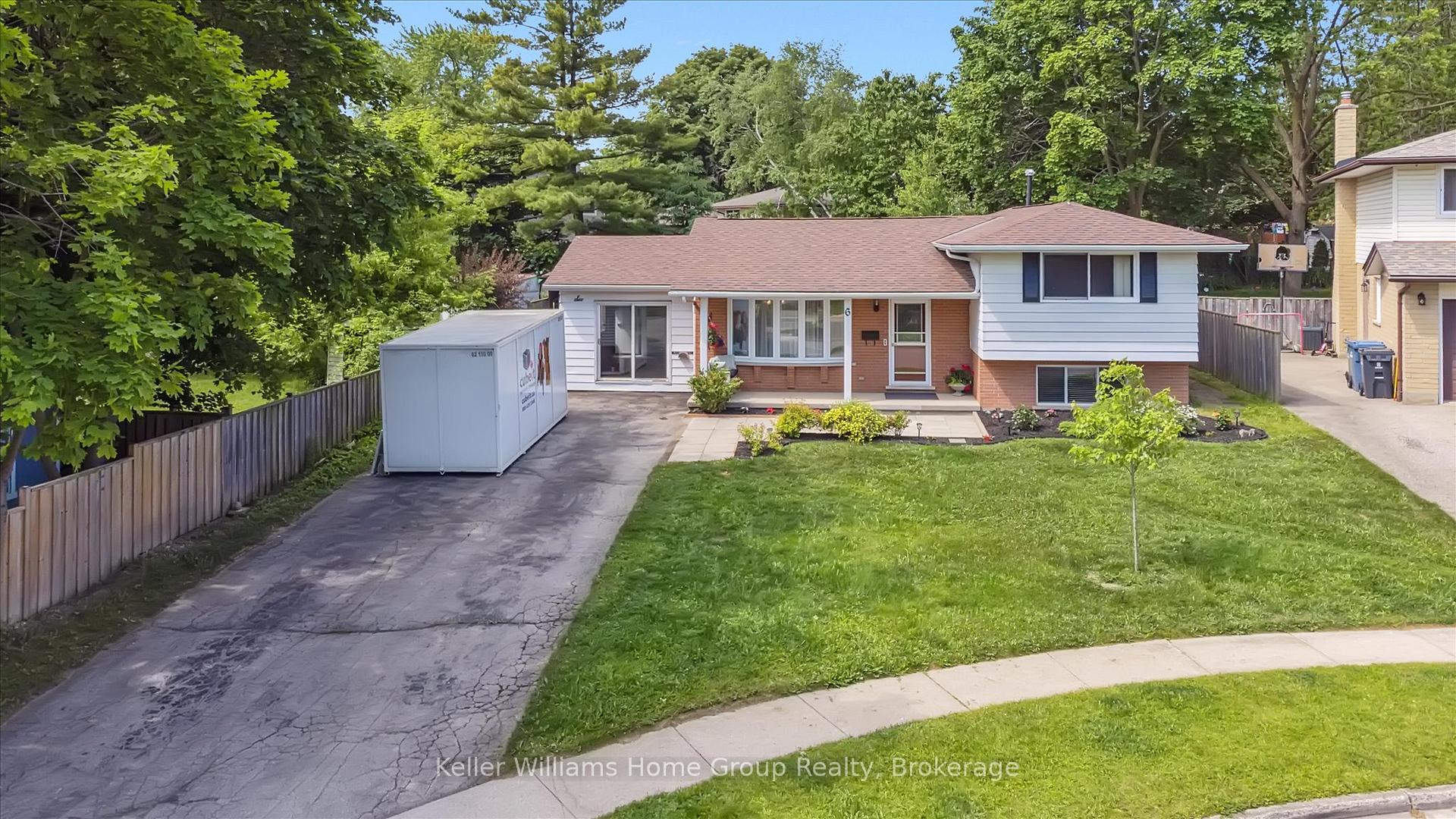 Photo 7 of 6 Gregory Place, Guelph, Willow West/Sugarbush/West Acres — HOMEH