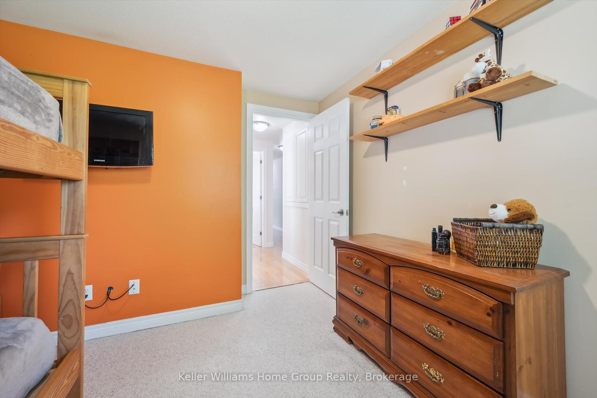 Photo 27 of 6 Gregory Place, Guelph, Willow West/Sugarbush/West Acres — HOMEH