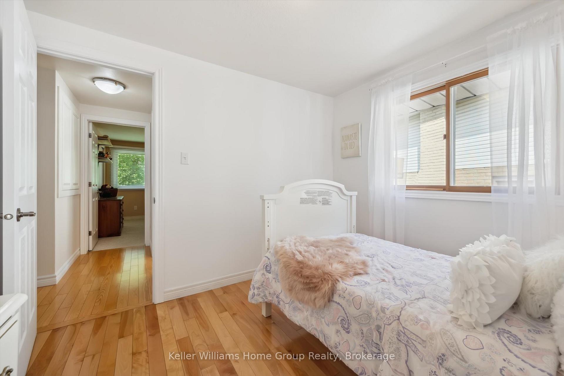 Photo 29 of 6 Gregory Place, Guelph, Willow West/Sugarbush/West Acres — HOMEH
