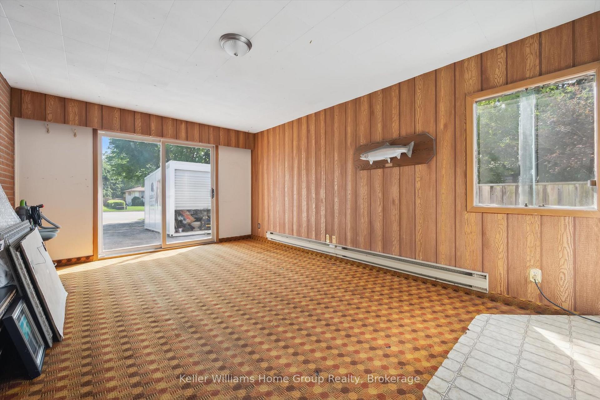 Photo 36 of 6 Gregory Place, Guelph, Willow West/Sugarbush/West Acres — HOMEH