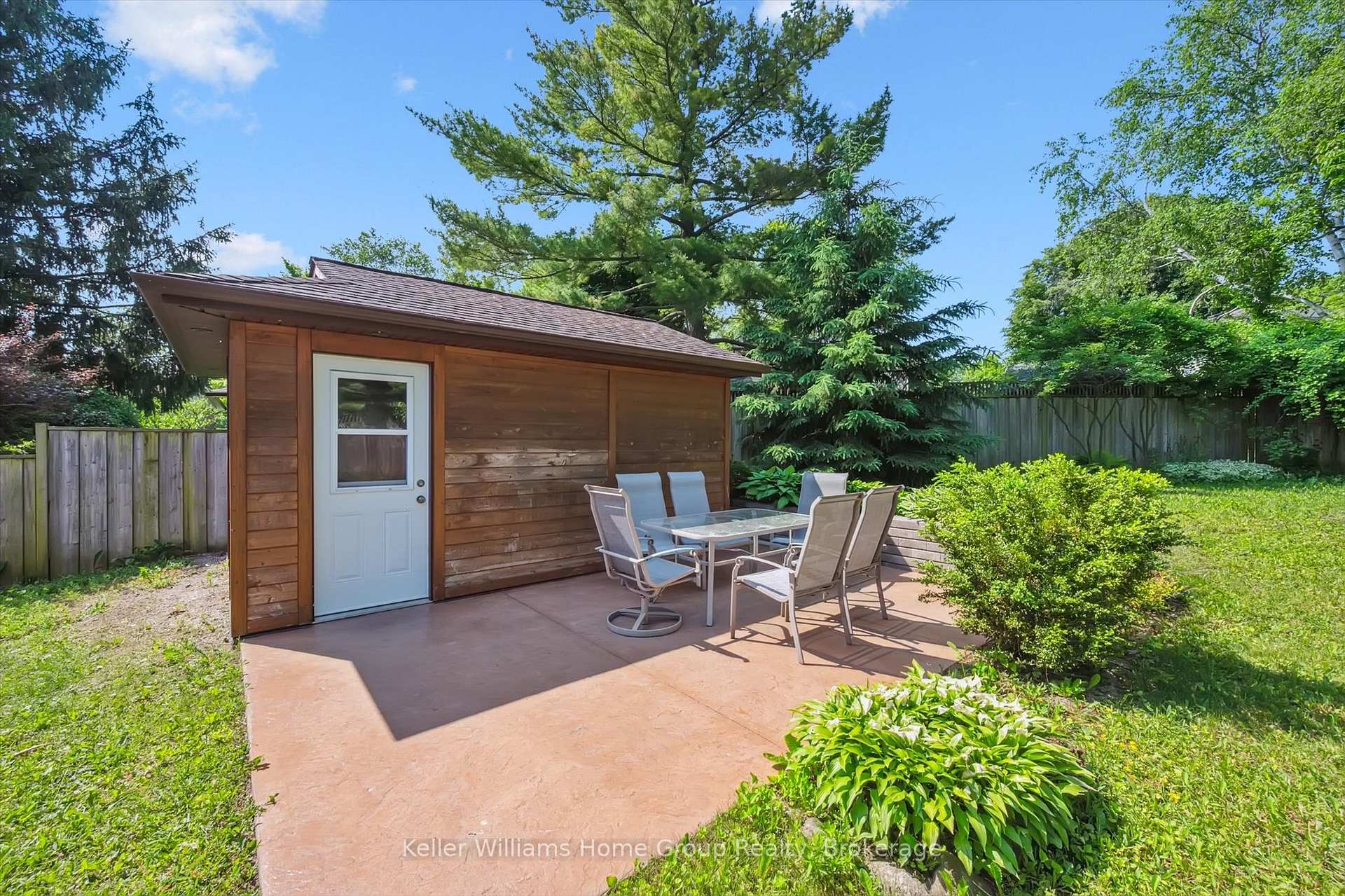 Photo 45 of 6 Gregory Place, Guelph, Willow West/Sugarbush/West Acres — HOMEH