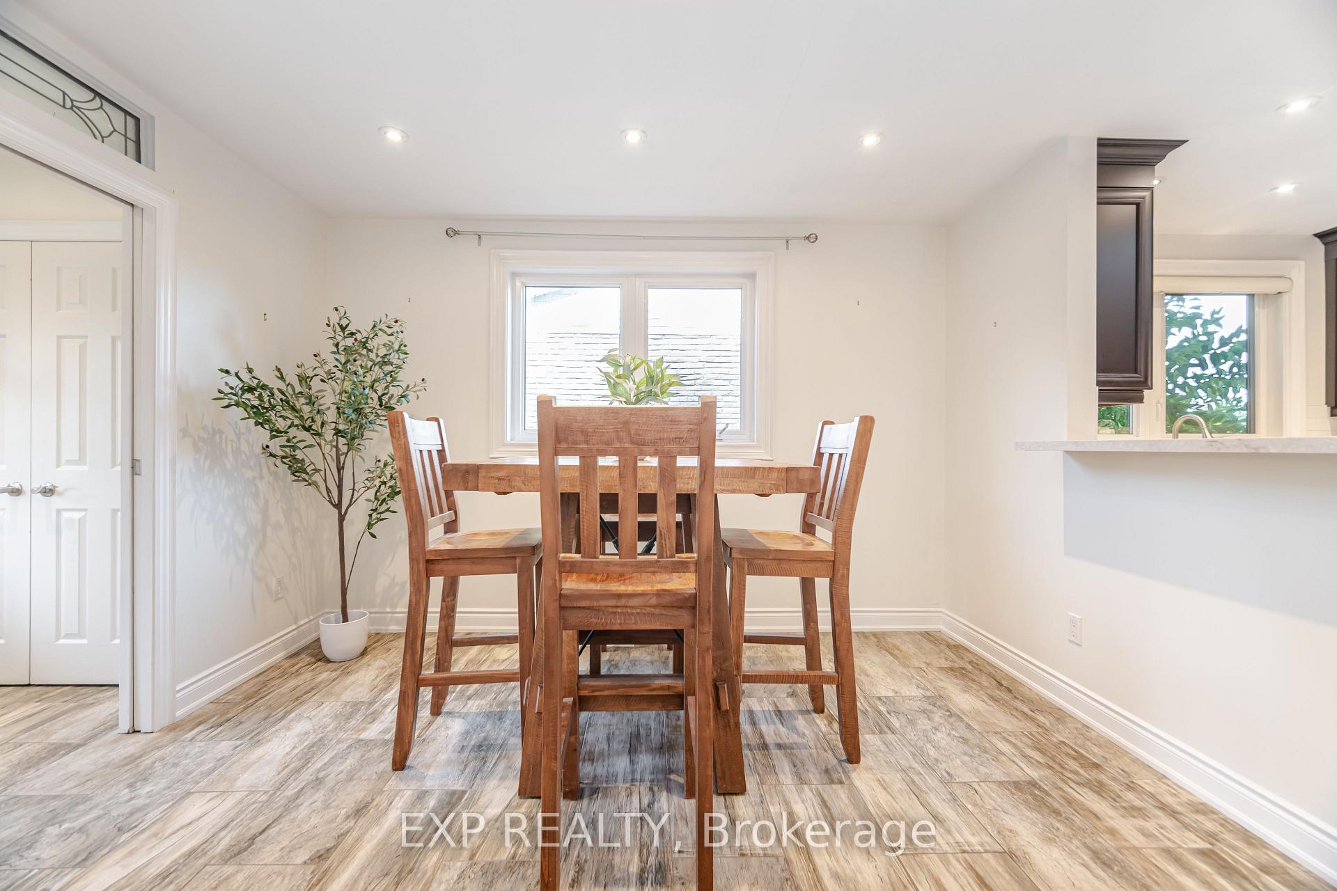 Photo 5 of 853 Willow Avenue, Milton, Dorset Park — HOMEH