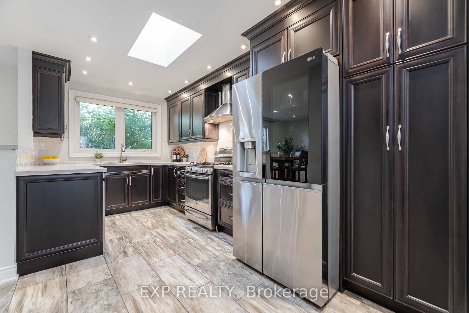 Photo 9 of 853 Willow Avenue, Milton, Dorset Park — HOMEH