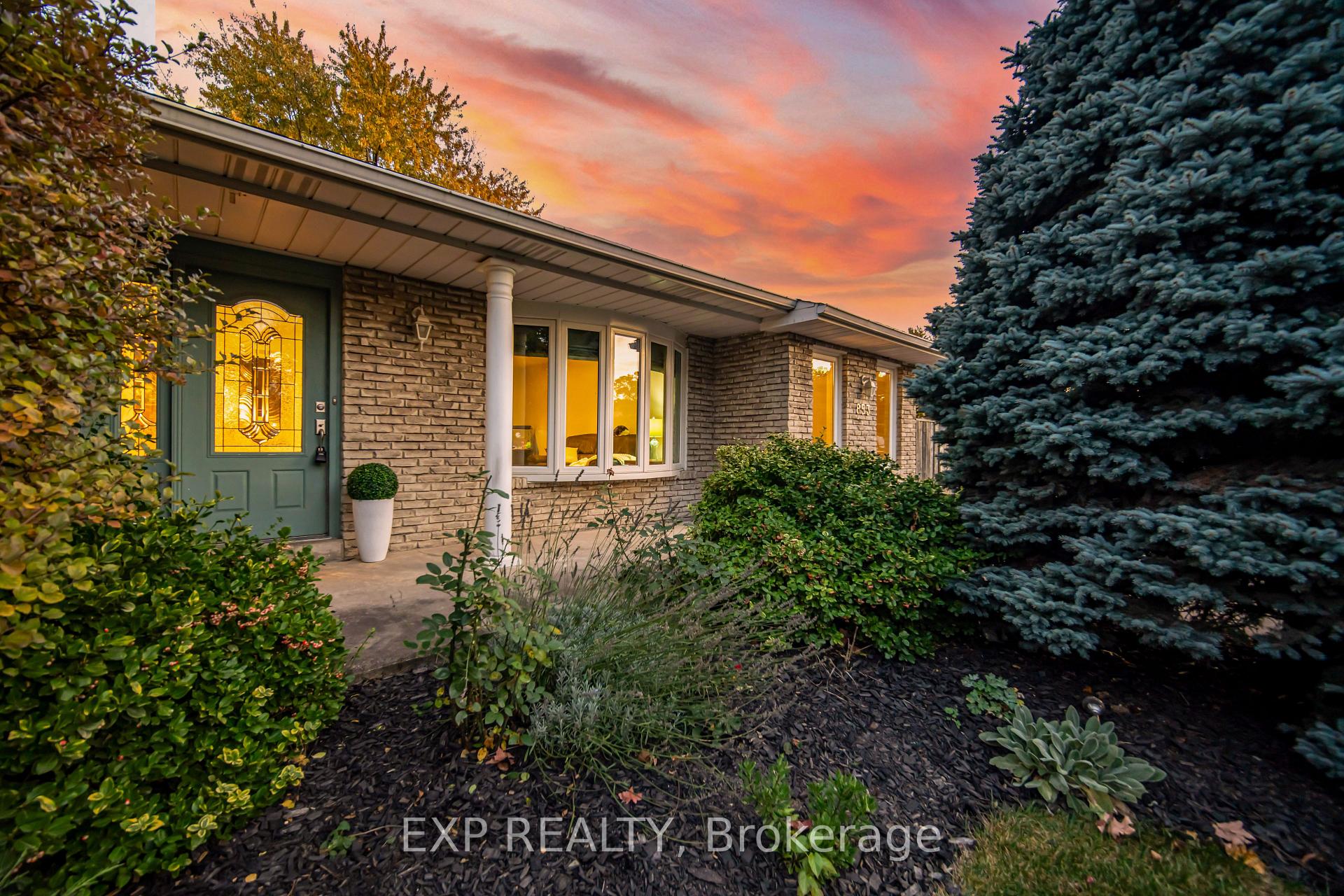 Photo 38 of 853 Willow Avenue, Milton, Dorset Park — HOMEH