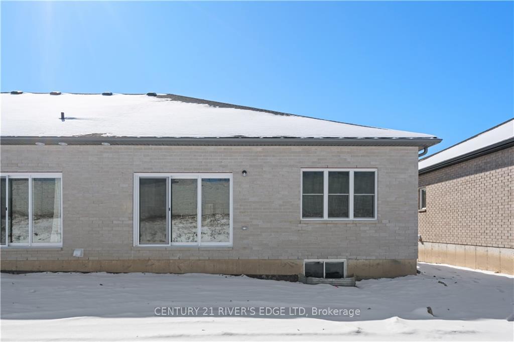 Photo 11 of 142 Adley Drive, Brockville — HOMEH