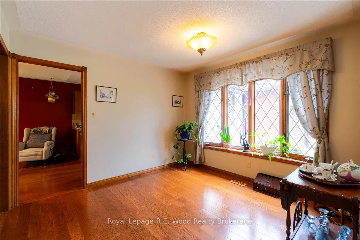 Photo 10 of 46 Tanager Drive, Tillsonburg — HOMEH