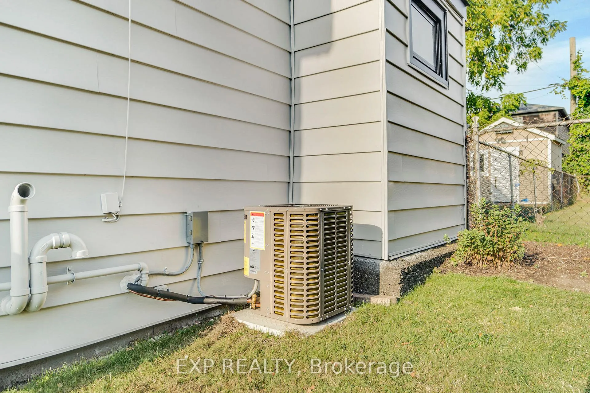 Photo 27 of 217 Fairfield Avenue, Hamilton, Homeside — HOMEH
