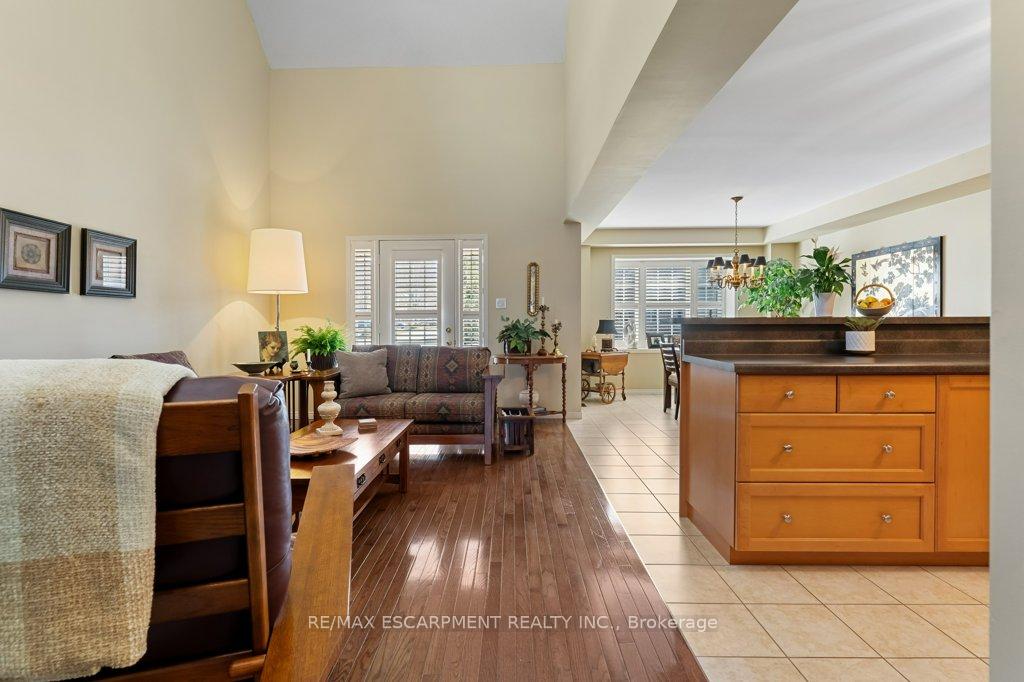 Photo 12 of Unit 1, 188 Livingston Avenue, Grimsby, Grimsby West — HOMEH