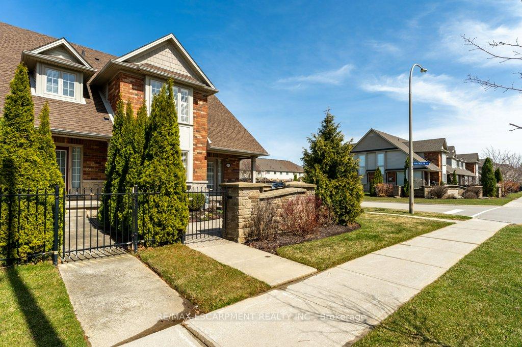 Photo 41 of Unit 1, 188 Livingston Avenue, Grimsby, Grimsby West — HOMEH