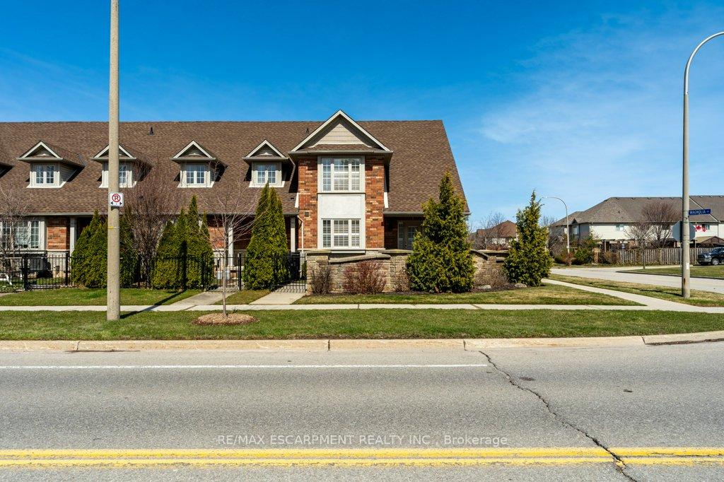 Photo 46 of Unit 1, 188 Livingston Avenue, Grimsby, Grimsby West — HOMEH