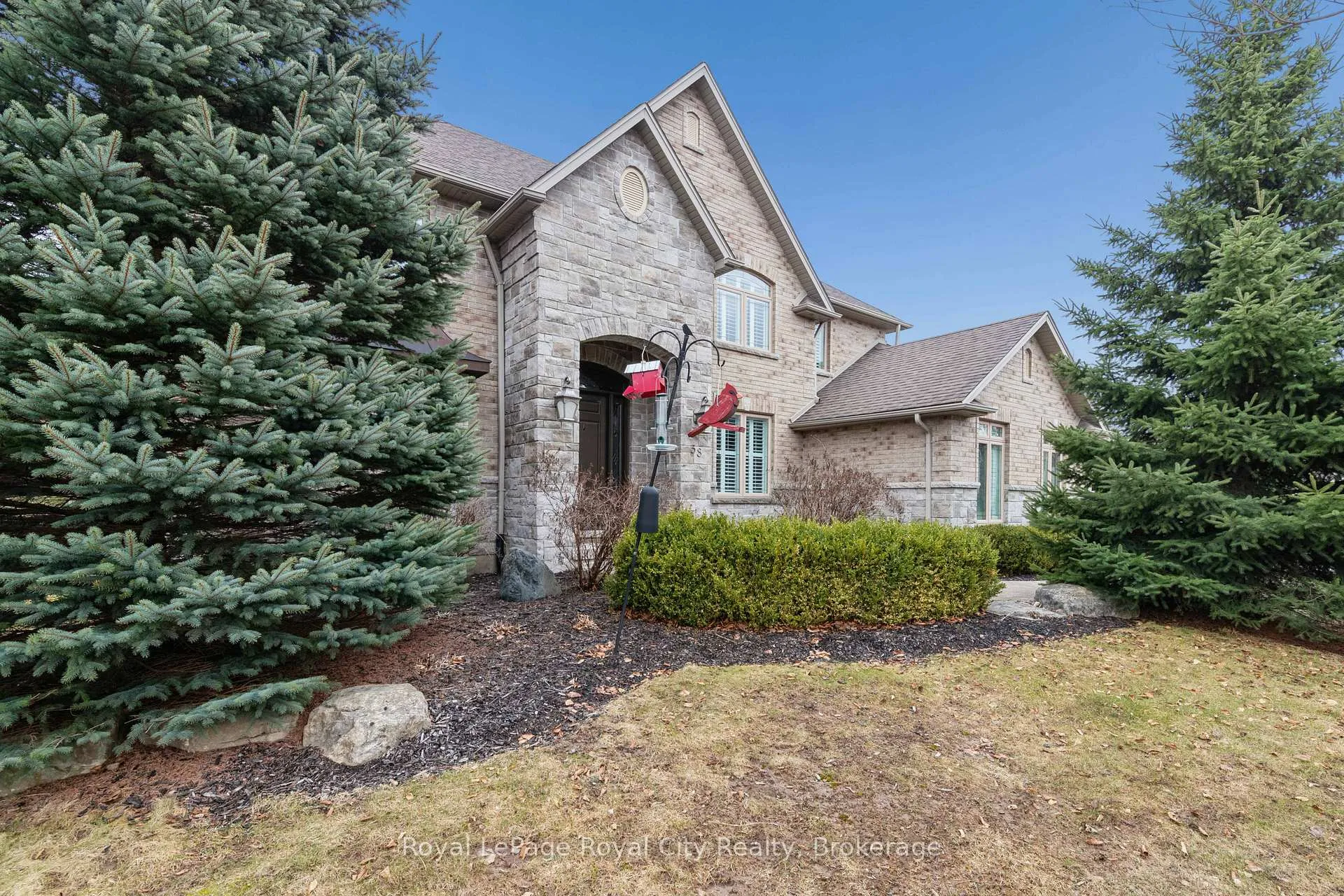 Photo 4 of 38 Daymond Drive, Puslinch, Rural Puslinch East — HOMEH