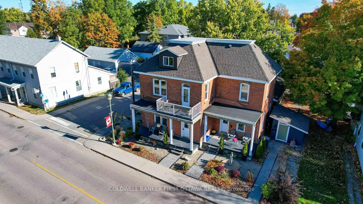 Photo 2 of 267 Bridge Street, Carleton Place — HOMEH