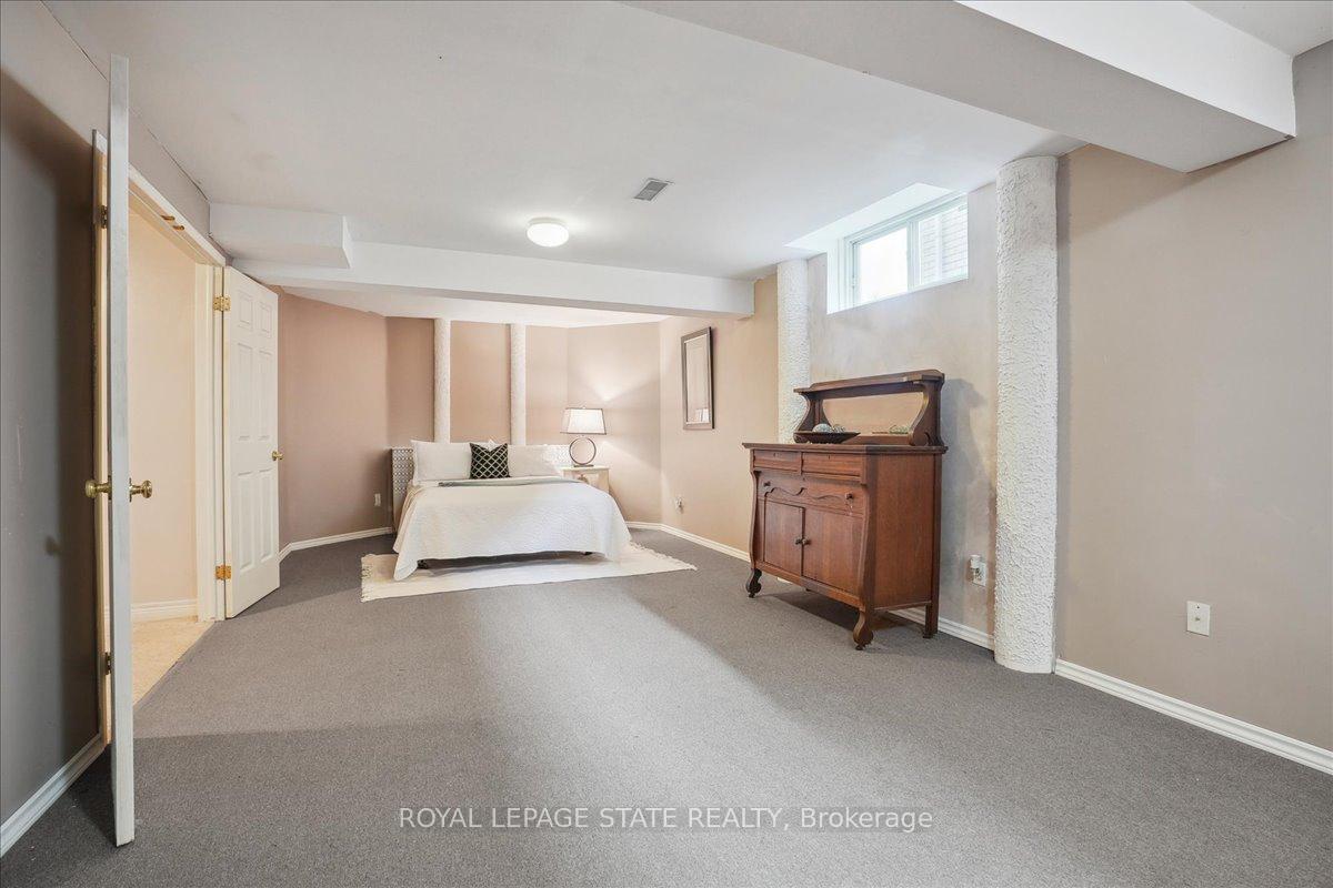 Photo 6 of 73 Colonial Crescent, Grimsby, Grimsby East — HOMEH