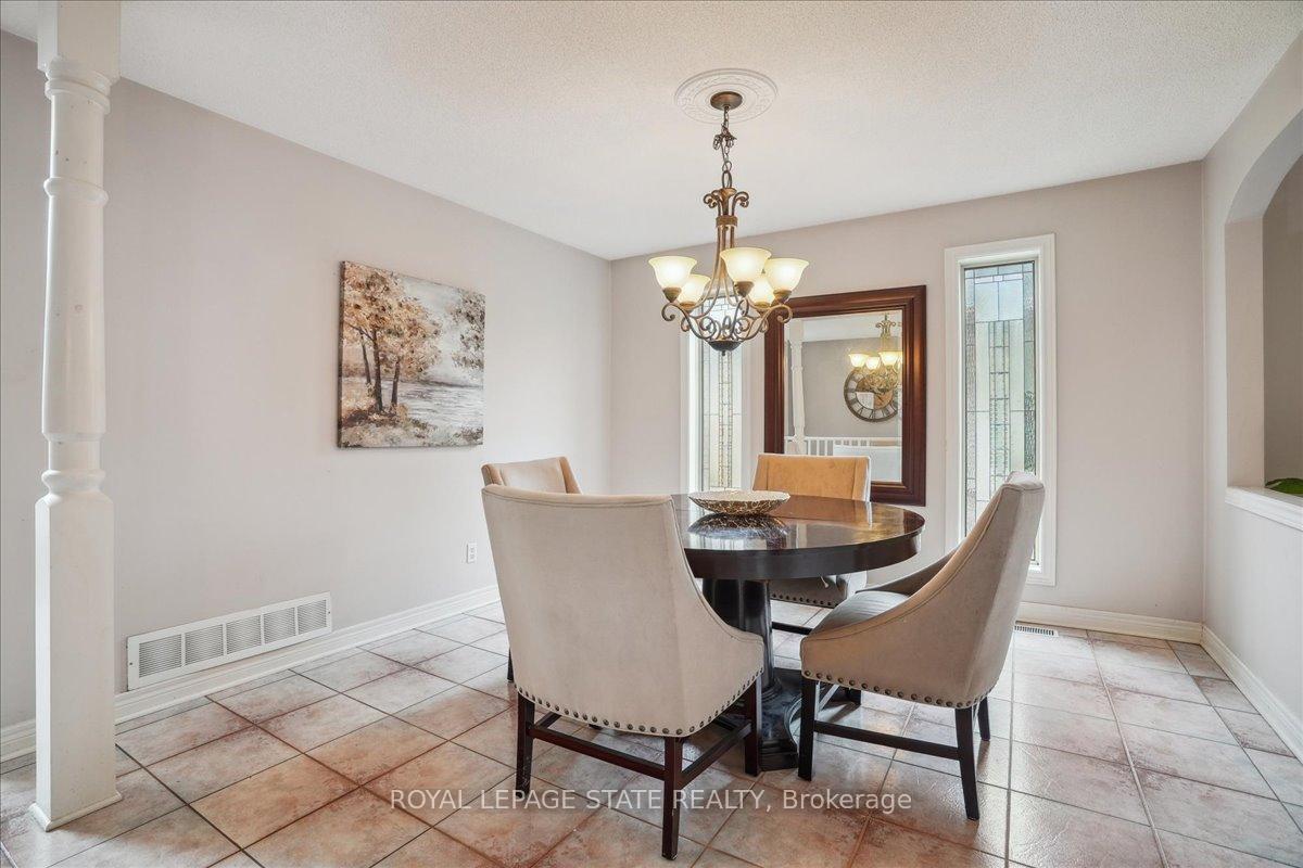 Photo 20 of 73 Colonial Crescent, Grimsby, Grimsby East — HOMEH