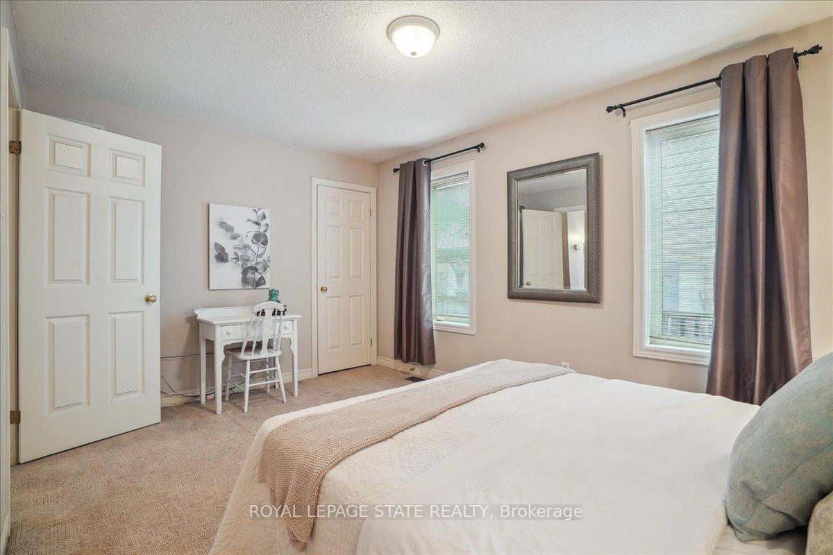 Photo 30 of 73 Colonial Crescent, Grimsby, Grimsby East — HOMEH