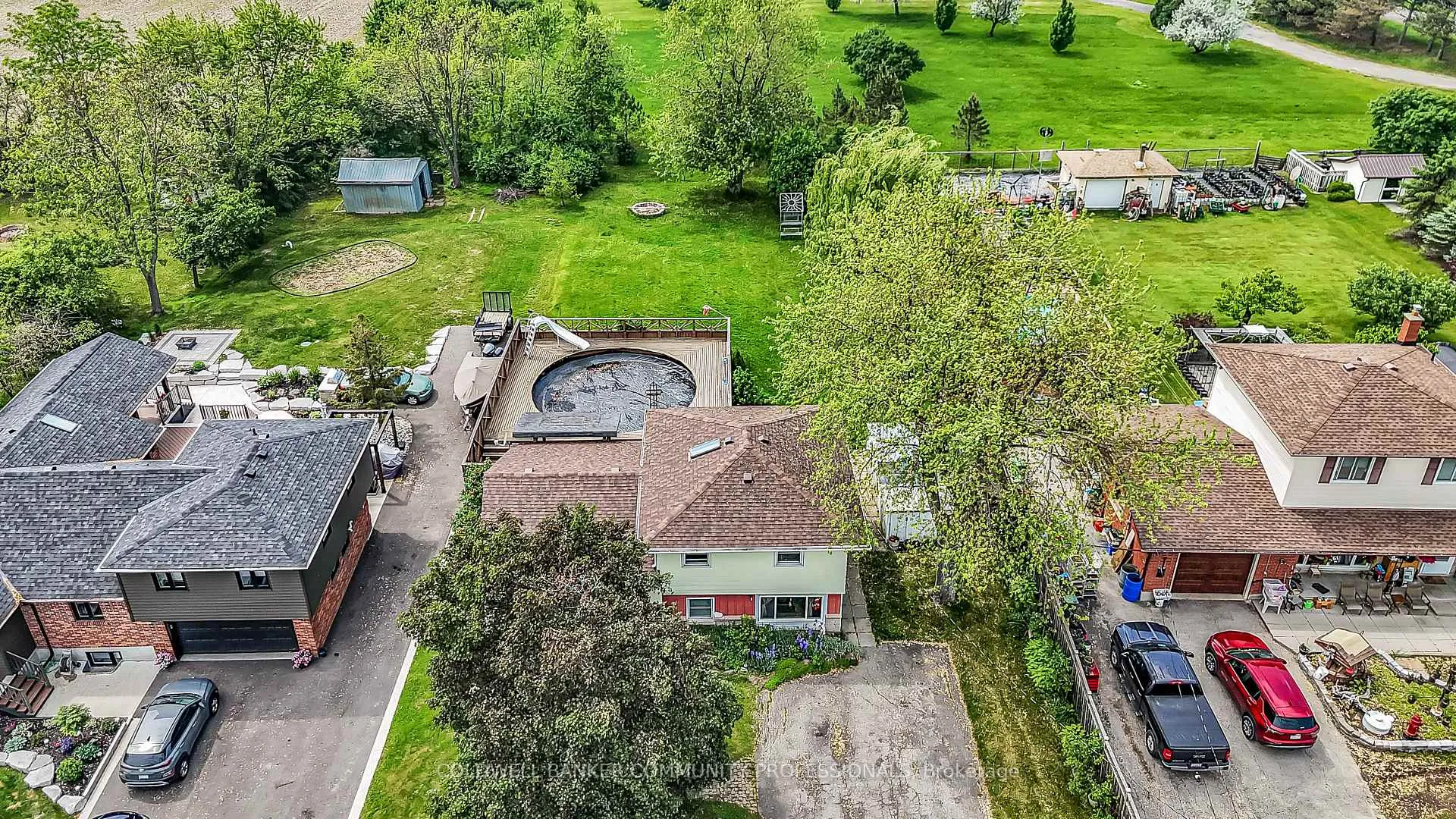 Photo 1 of 160 Woodburn Road, Hamilton, Rural Glanbrook — HOMEH