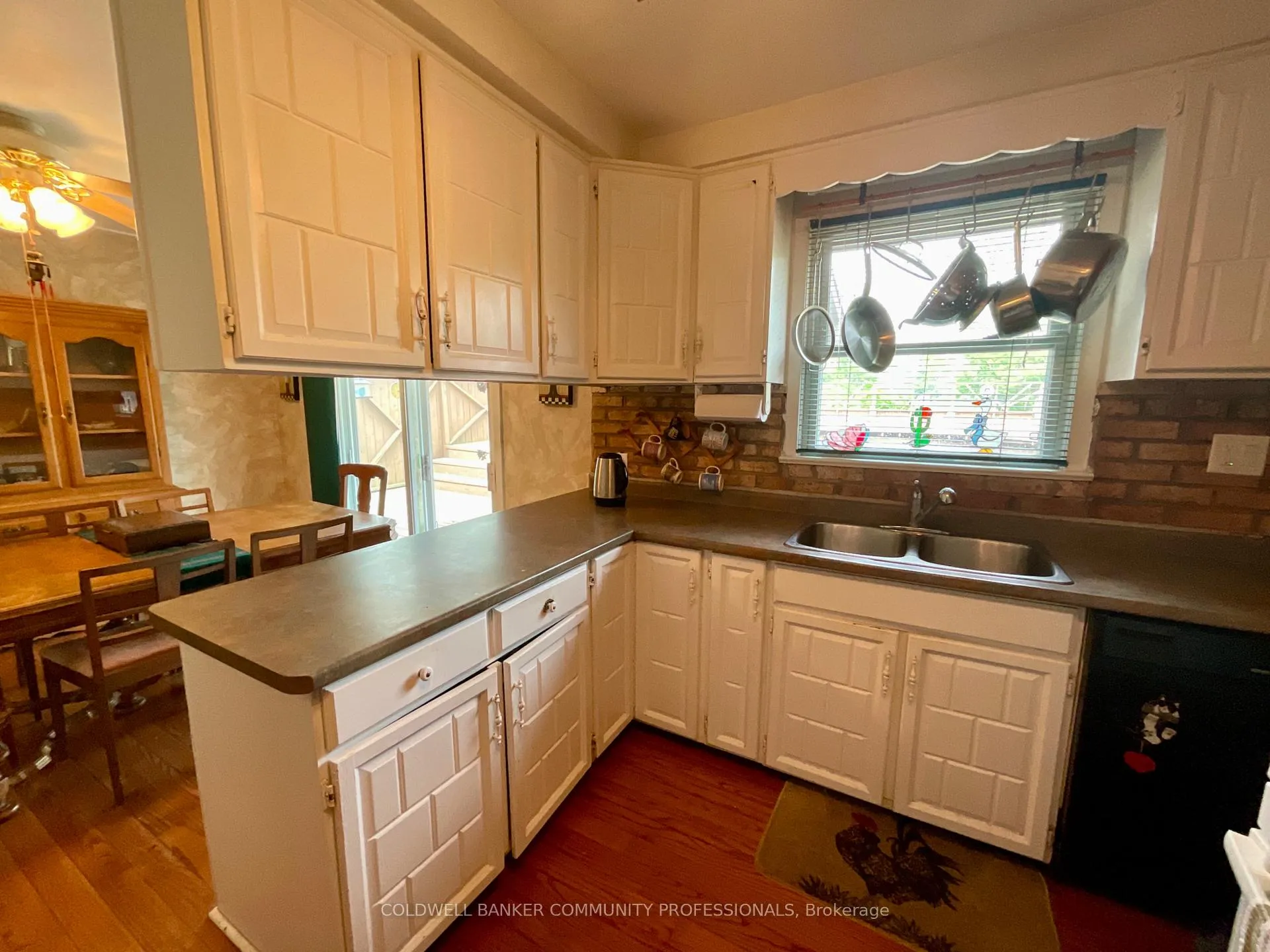 Photo 21 of 160 Woodburn Road, Hamilton, Rural Glanbrook — HOMEH