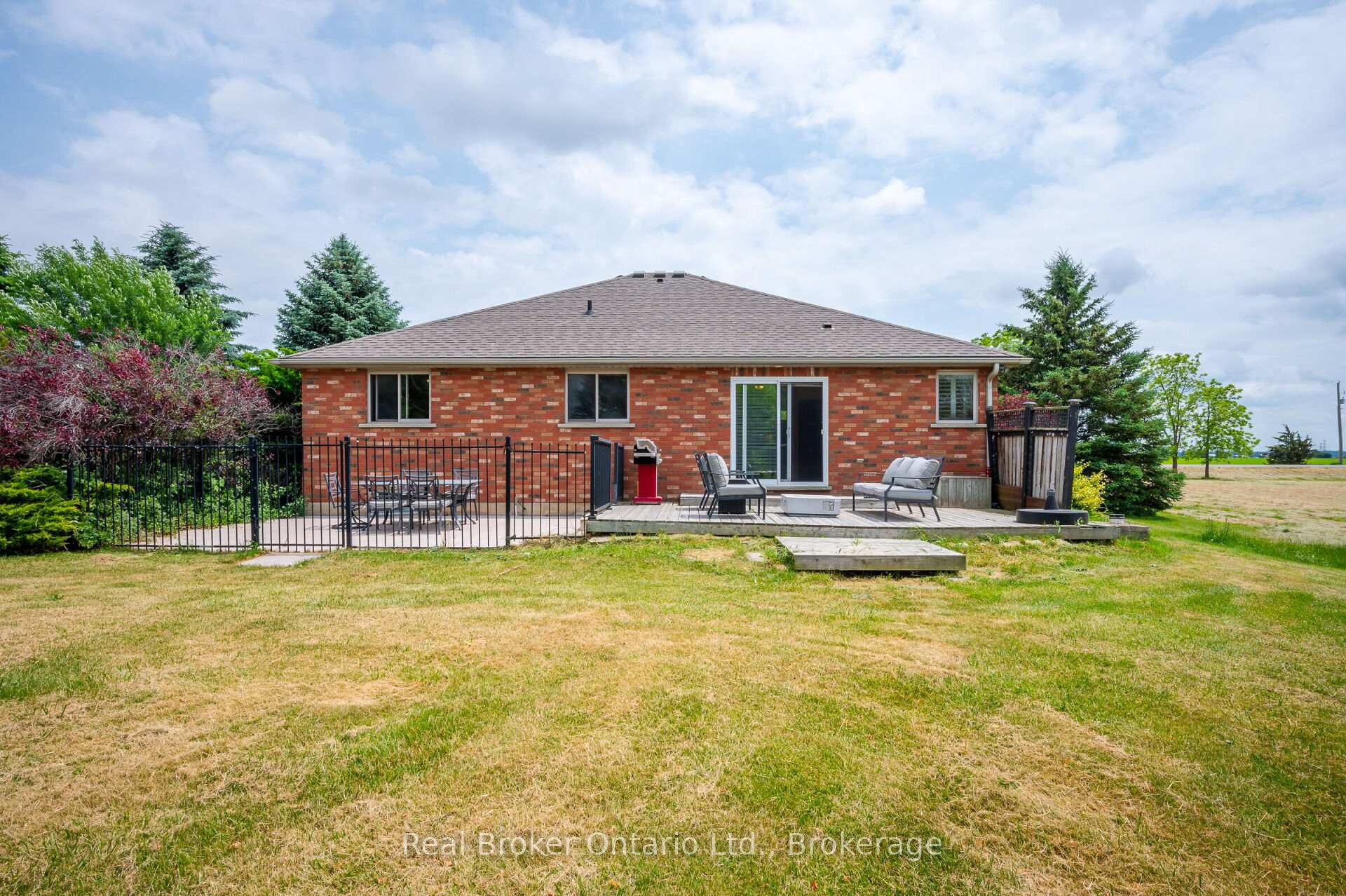 Photo 38 of 307 Brant County 18 Road, Brant, Brantford Twp — HOMEH