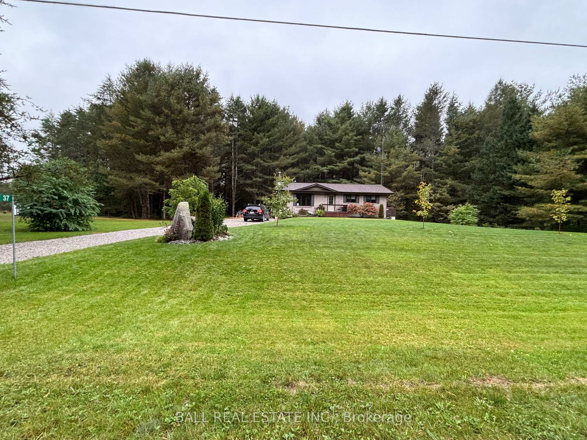 Photo 2 of 37 Hodgson Drive, Kawartha Lakes, Somerville — HOMEH
