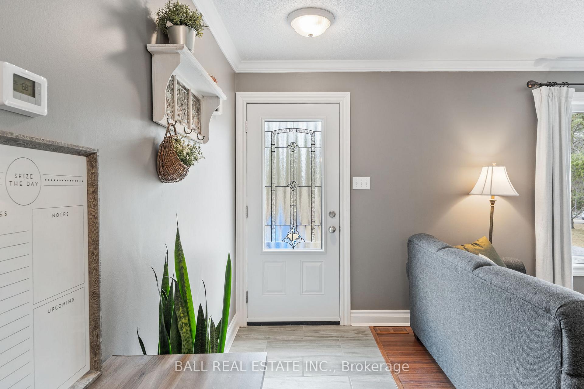 Photo 3 of 37 Hodgson Drive, Kawartha Lakes, Somerville — HOMEH