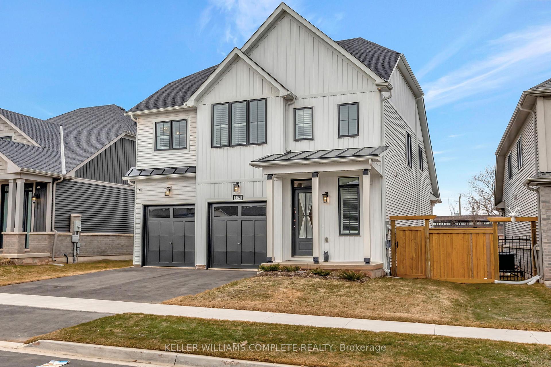 Photo 2 of 129 Terrace Drive, Grimsby, Grimsby East — HOMEH