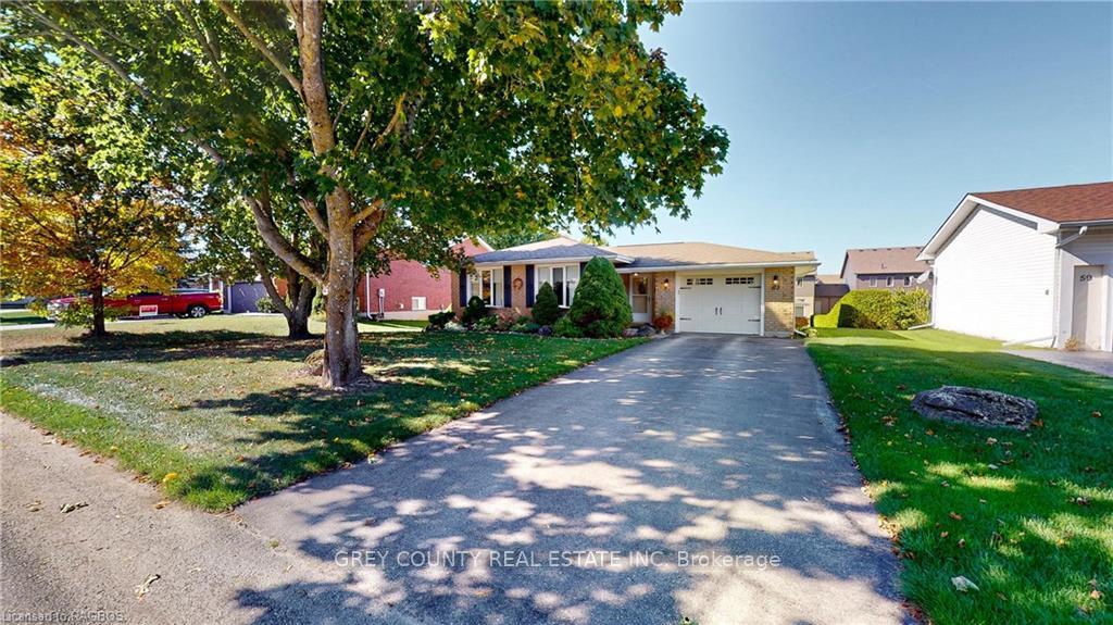 Photo 39 of 63 Greyview Drive, Grey Highlands — HOMEH