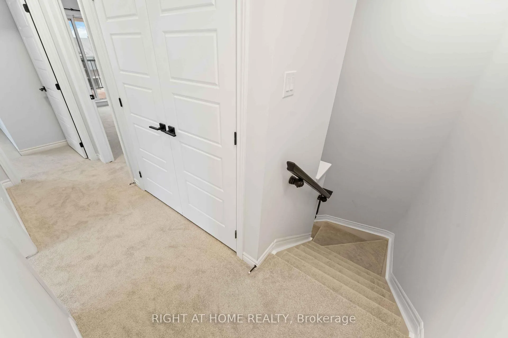 Photo 60 of 721 Rouncey Road, Ottawa, Kanata - Emerald Meadows/Trailwest — HOMEH
