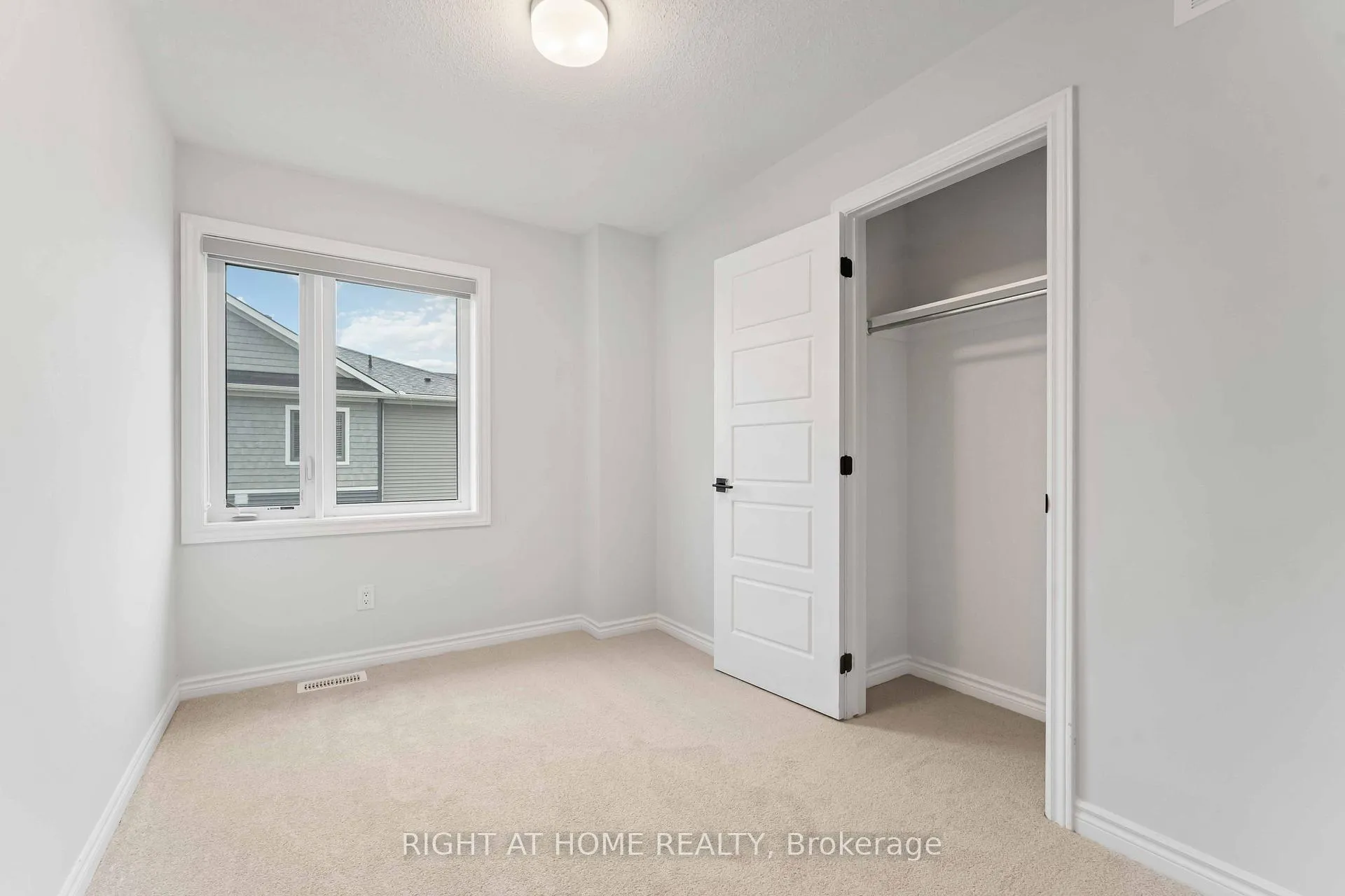 Photo 67 of 721 Rouncey Road, Ottawa, Kanata - Emerald Meadows/Trailwest — HOMEH